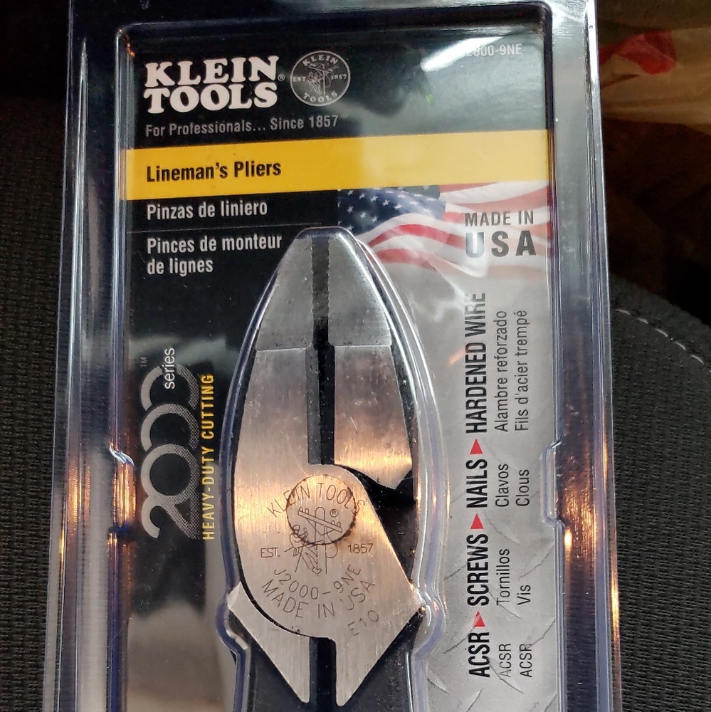 Wire cutters